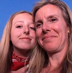 Meet your Posher, Brooke